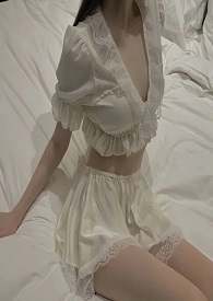 :ܱ